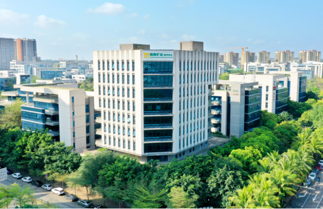 人民网：XPJ官网把握转型机缘 实现多元化发展