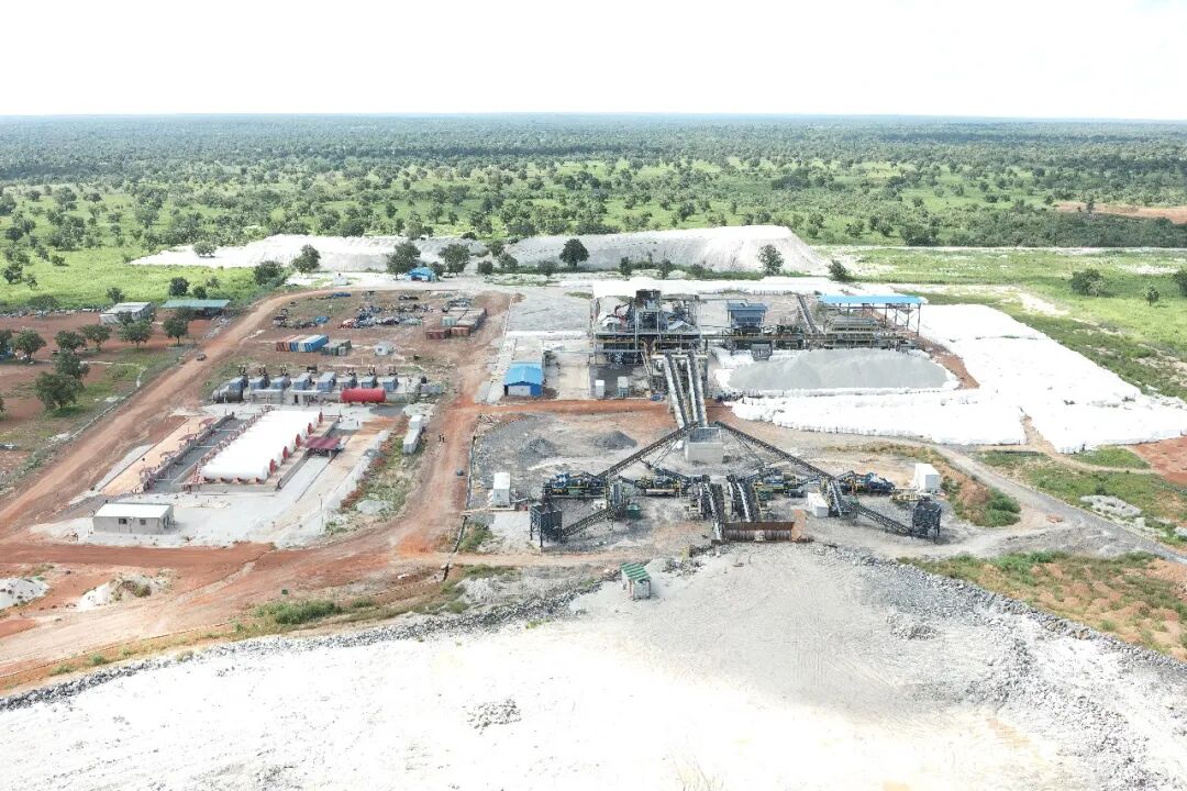 XPJ官网马里表派员工坚守岗位度中秋